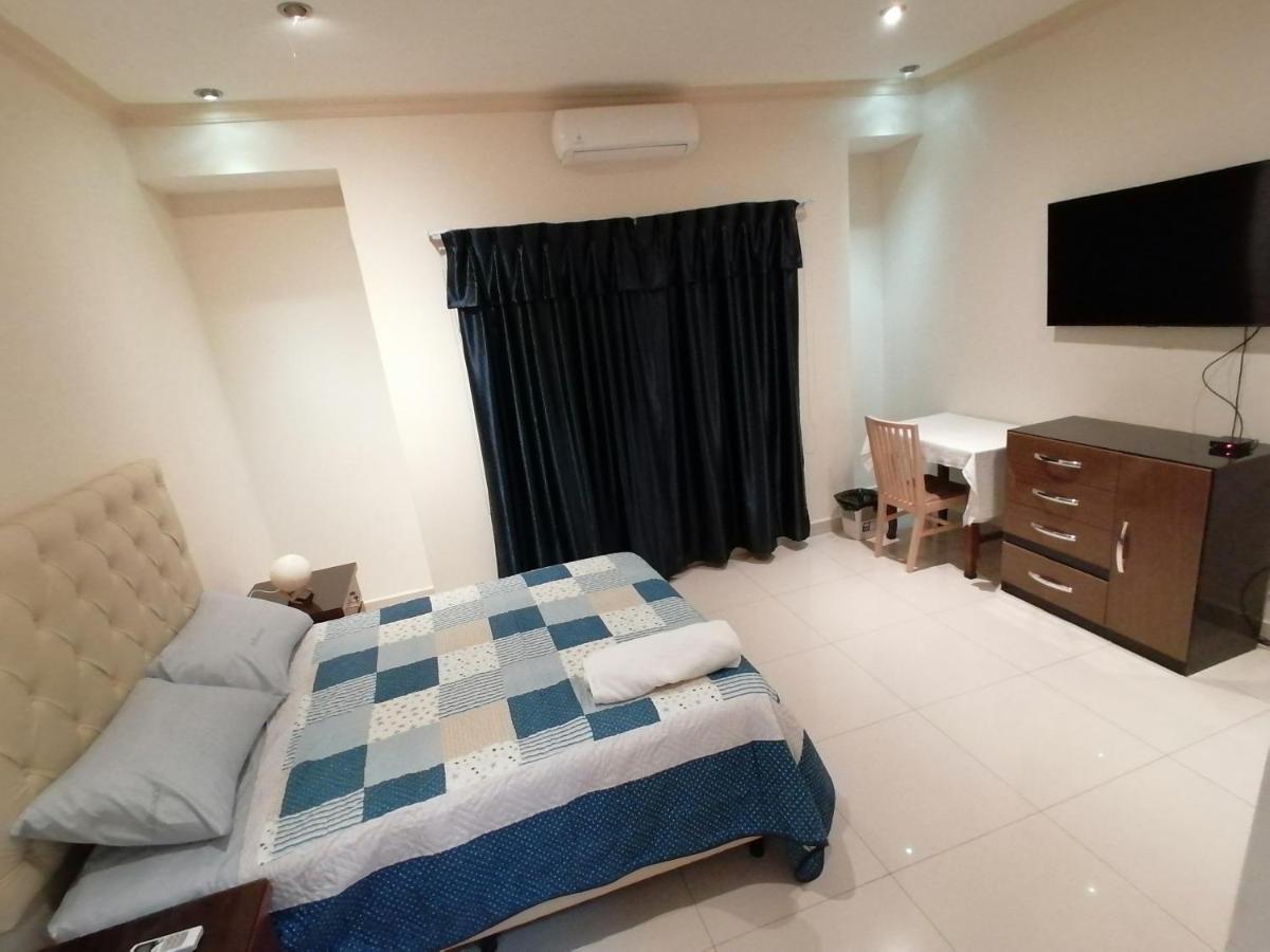 El Prado Bed & Breakfast Santa Cruz de La Sierra Dış mekan fotoğraf